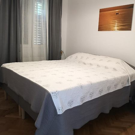 Apartmani Nadalina Veli Lošinj Eksteriør billede