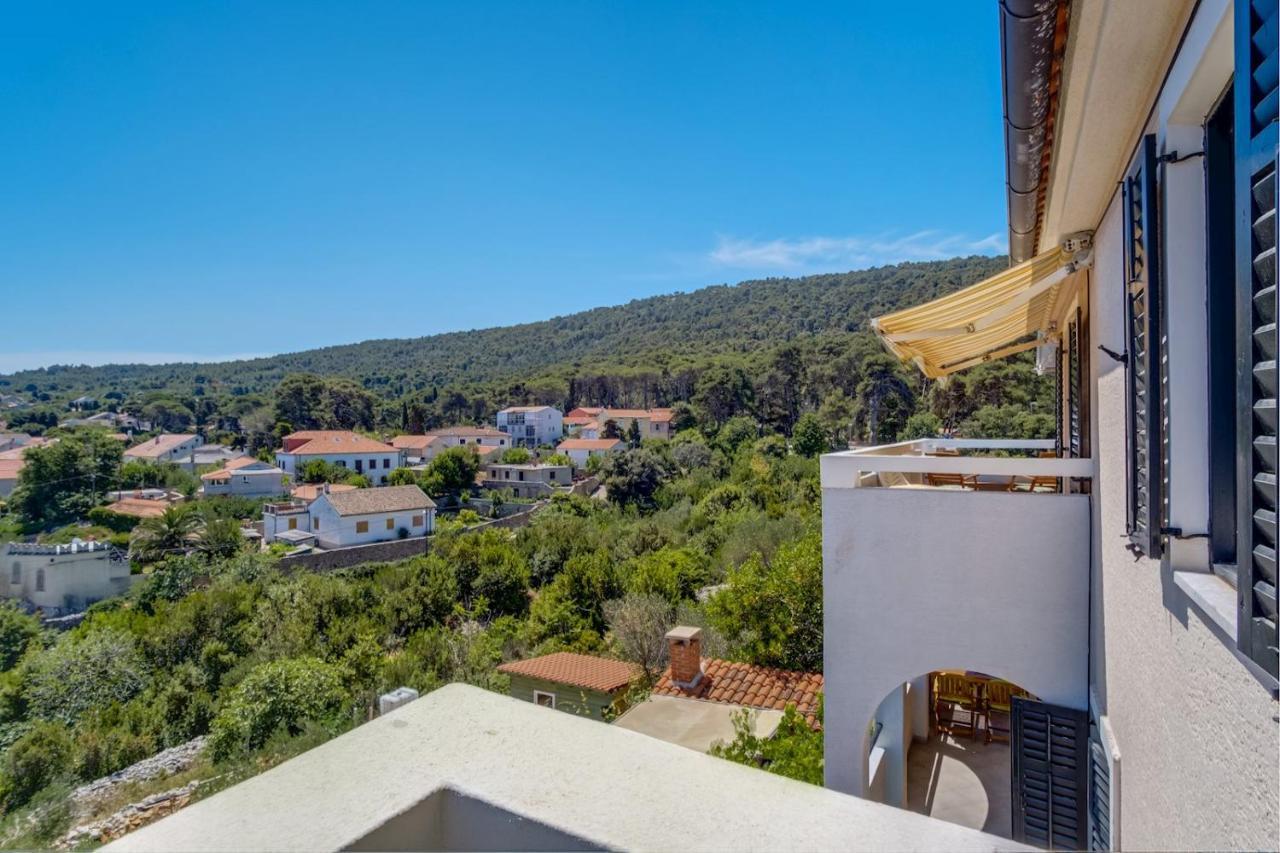 Apartmani Nadalina Veli Lošinj Eksteriør billede