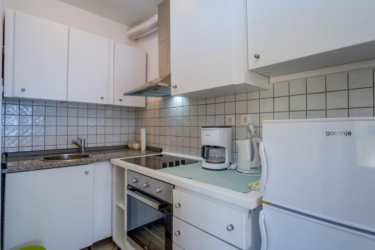 Apartmani Nadalina Veli Lošinj Eksteriør billede