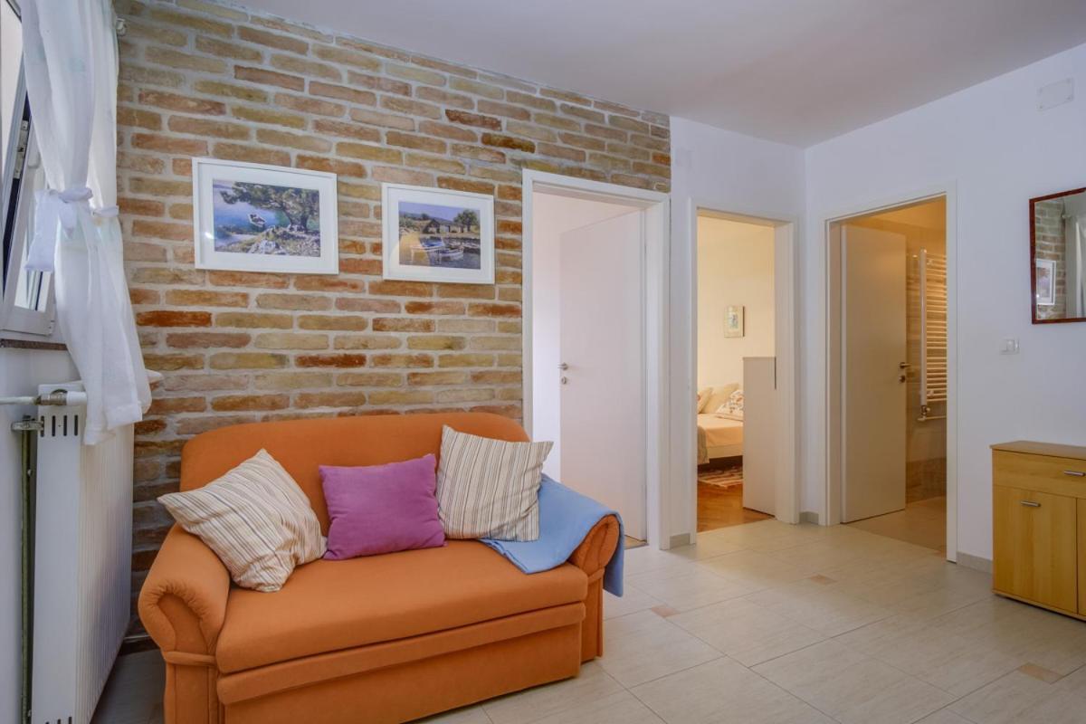 Apartmani Nadalina Veli Lošinj Eksteriør billede