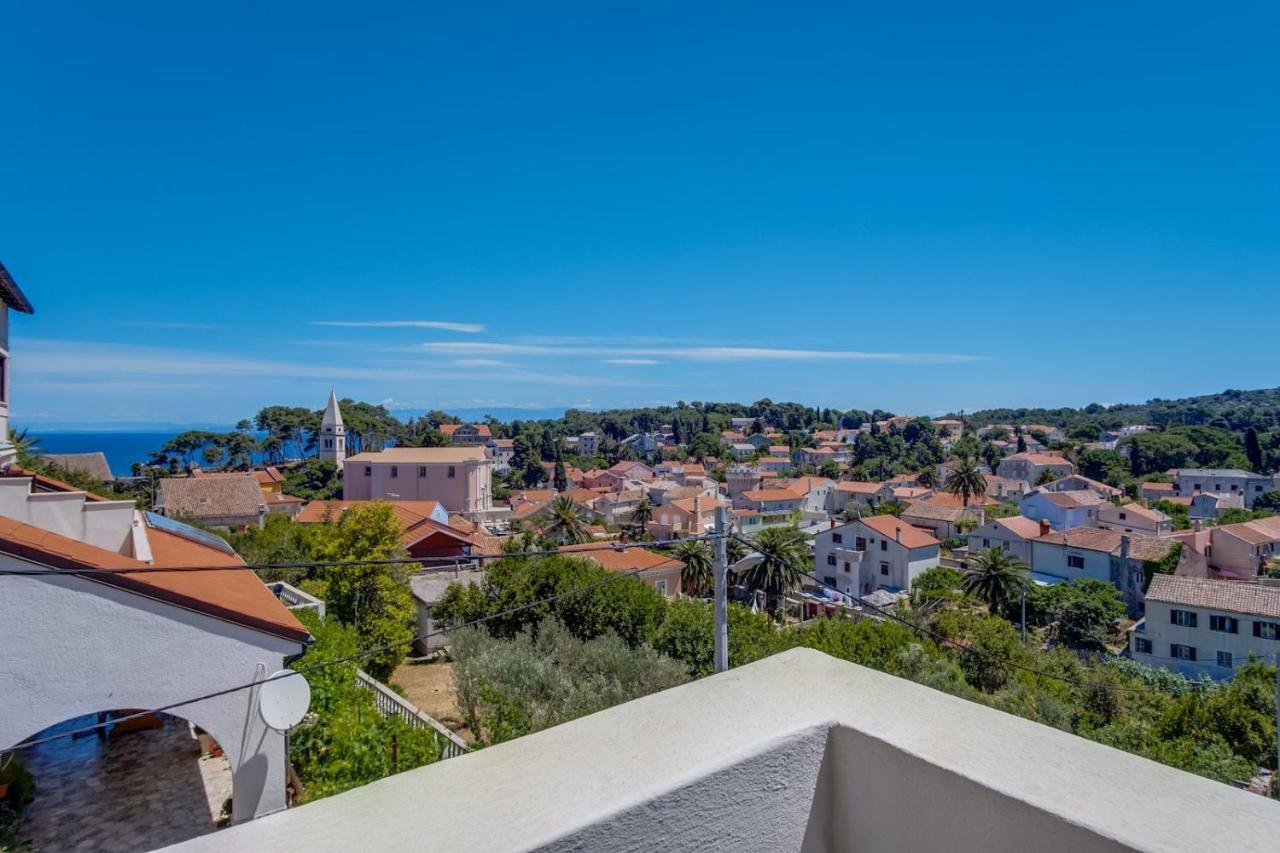 Apartmani Nadalina Veli Lošinj Eksteriør billede