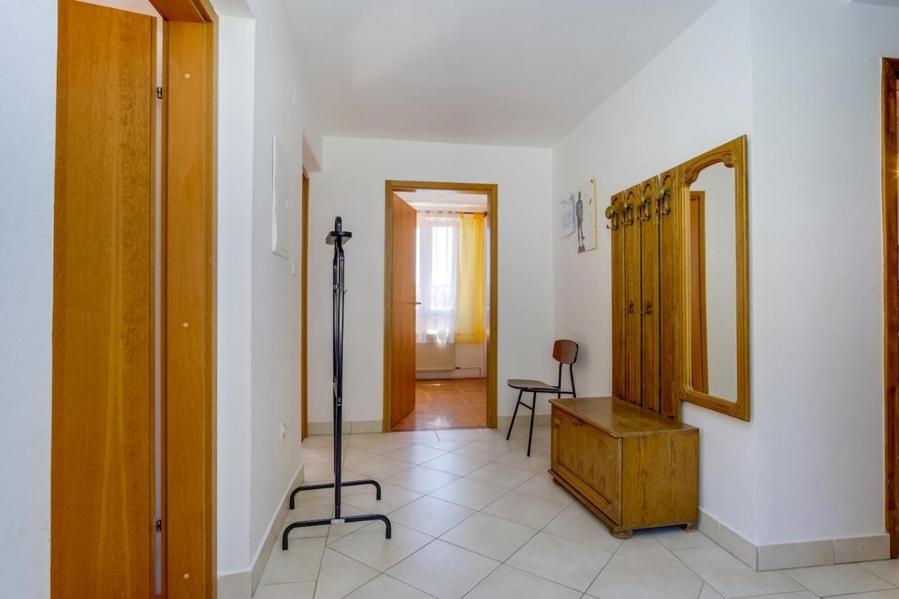 Apartmani Nadalina Veli Lošinj Eksteriør billede
