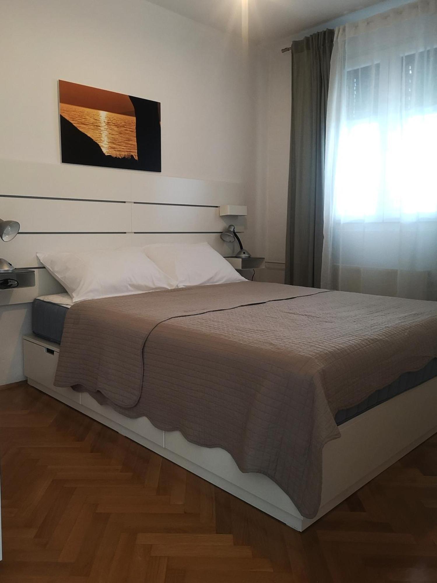 Apartmani Nadalina Veli Lošinj Eksteriør billede